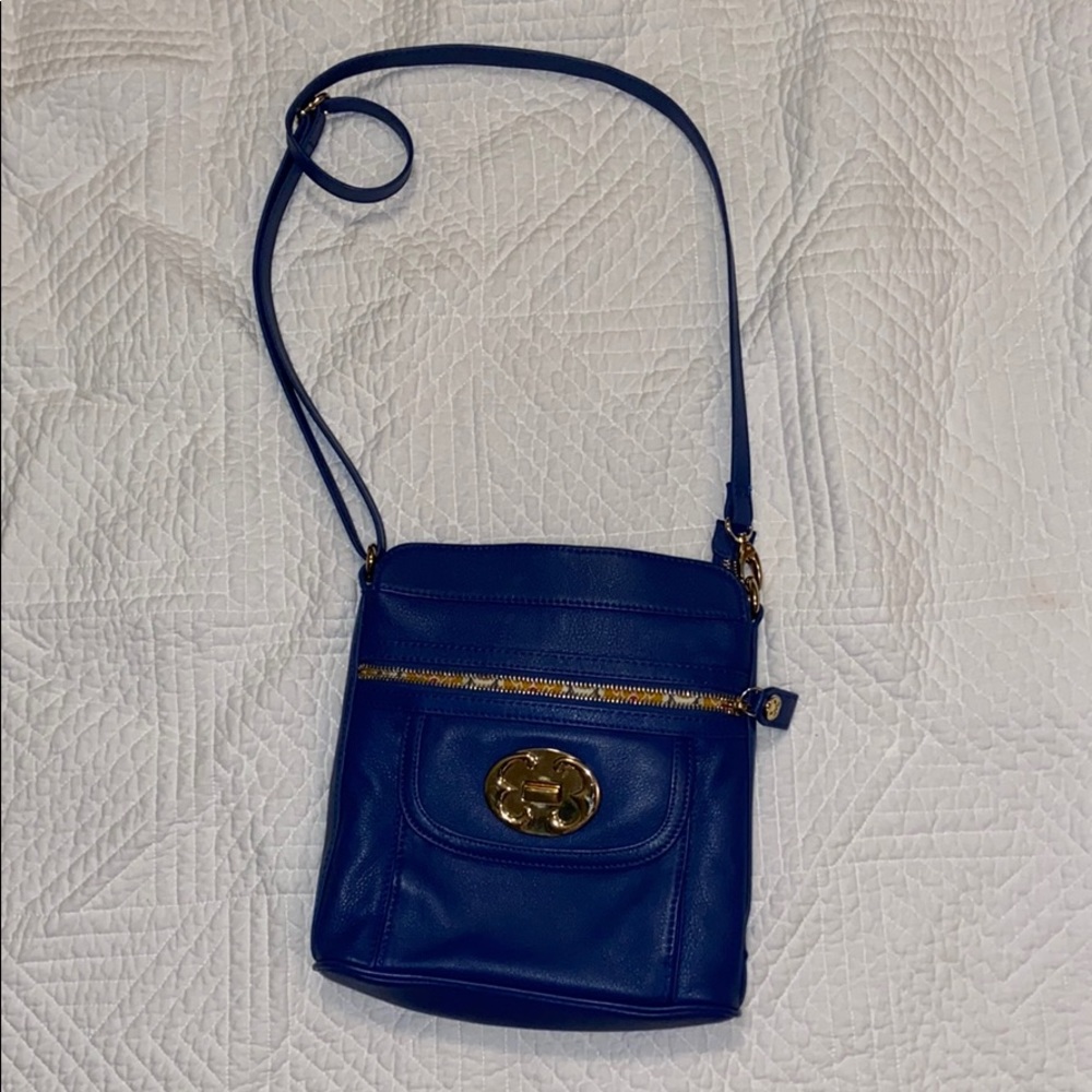 Roomy bright blue shoulder bag